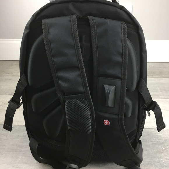 SWISSGEAR NWT LAPTOP BACKPACK BLACK/RED - Picture 7 of 8